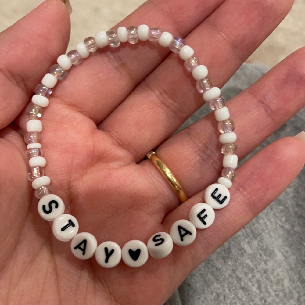 Beaded bracelet